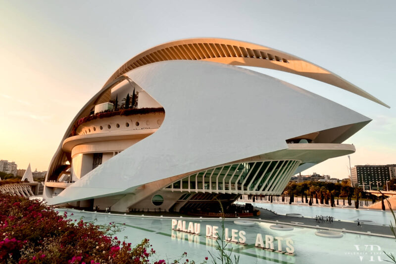 The futuristic looking Palau de Les Arts in Valencia at sunset