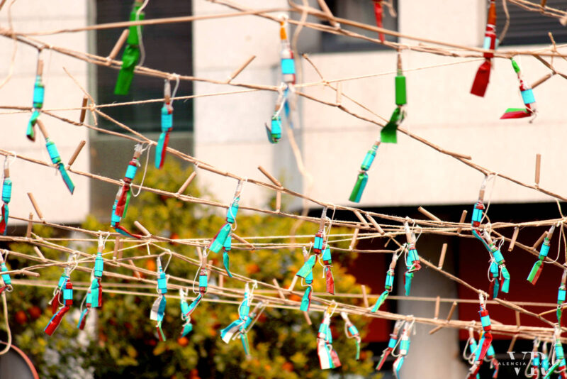 Firecrackers on a string prepared for the mascletà