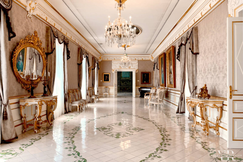 Captivating ballroom interior at Palacio de Cervelló