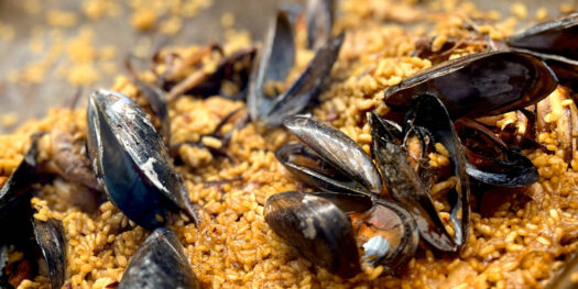 Seafood paella with mussels